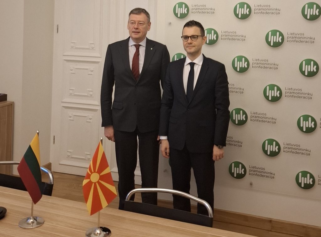 2025.11.28 su Š Makedonijos ministru