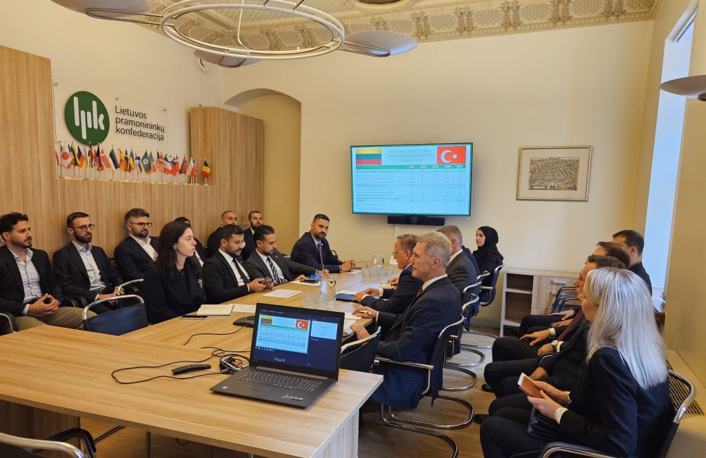 2026.09.15 Turkijos DEIK LPKe foto